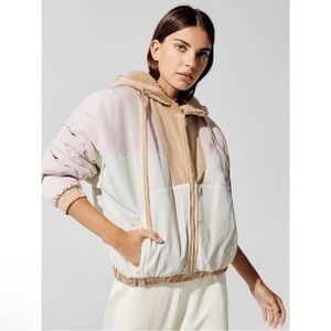 Alo Yoga Duality Reversible Sherpa Jacket - size S